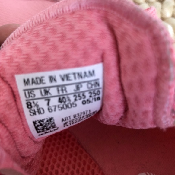 ADIDAS Women’s Sneakers, size 8.5 US, NWT - Picture 5 of 7